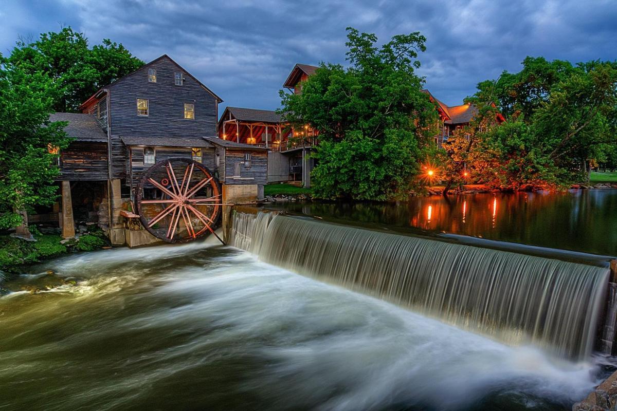Breathtaking View, Hot Tub, 1089 Of Free Attraction Tickets For Each Paid Day, Dollywood And More! Sevierville Exteriör bild