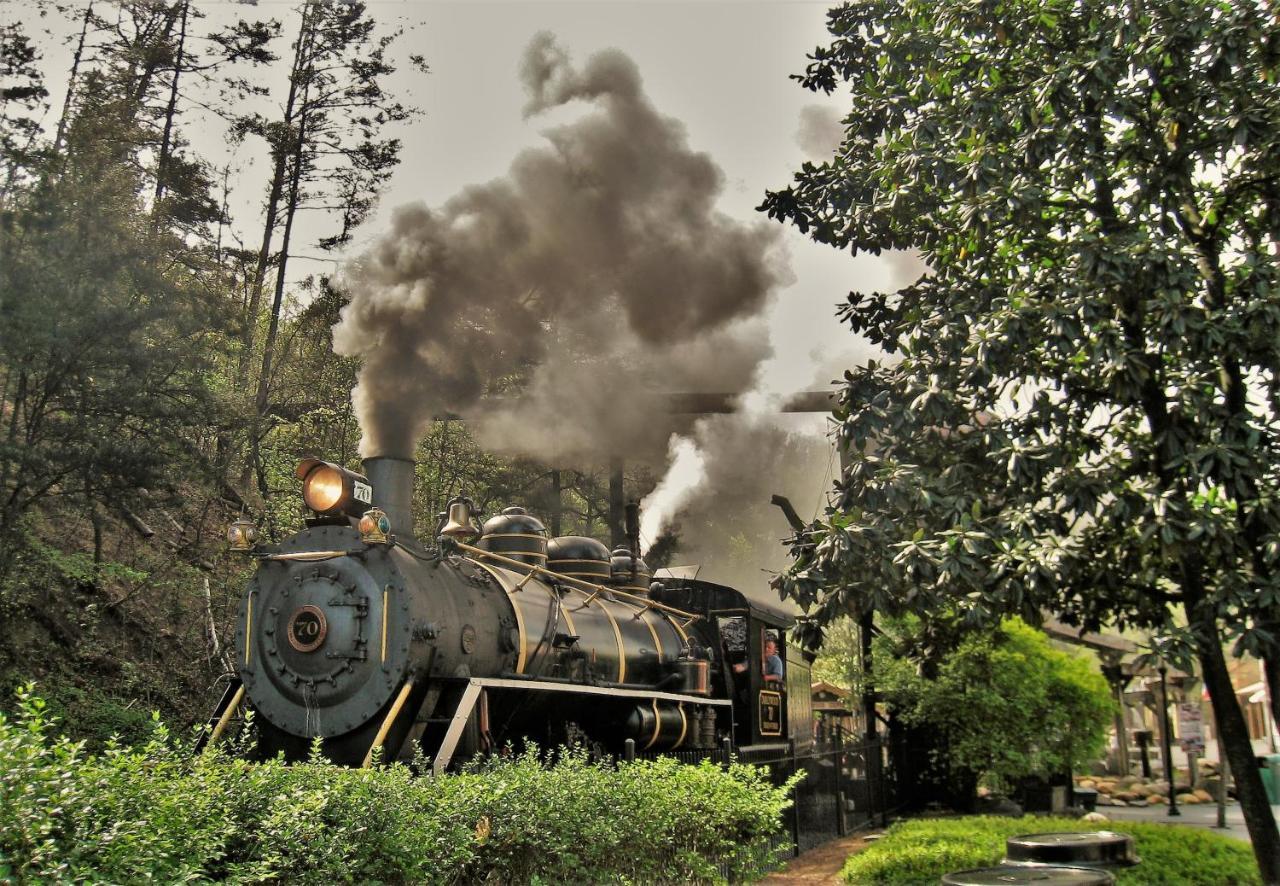 Breathtaking View, Hot Tub, 1089 Of Free Attraction Tickets For Each Paid Day, Dollywood And More! Sevierville Exteriör bild